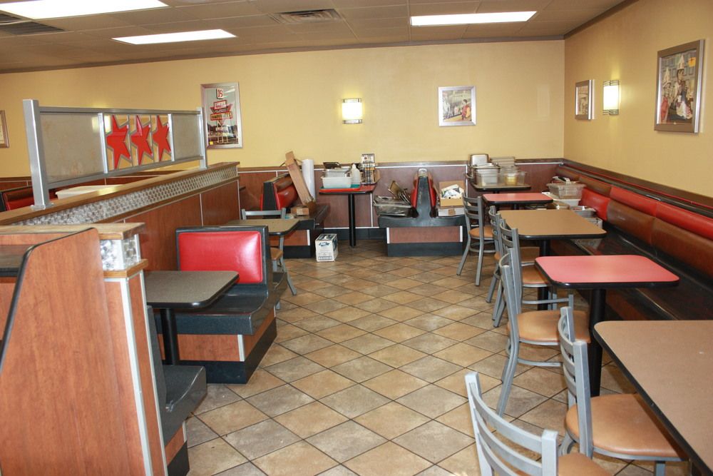 Former Hardees for Lease: 1207 Cherokee Ave, Gaffney, SC 29340